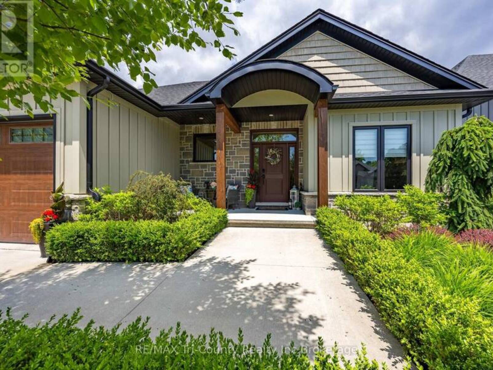18 BELMONT AVENUE, Tillsonburg, Ontario N4G 5W5