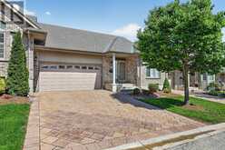 13 - 450 LAKEVIEW DRIVE | Woodstock Ontario | Slide Image One
