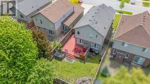 712 BLACKACRES BOULEVARD | London Ontario | Slide Image Thirty-seven