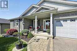 31 MORNING GLORY DRIVE | Tillsonburg Ontario | Slide Image Two