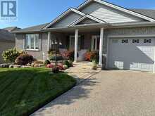 31 MORNING GLORY DRIVE | Tillsonburg Ontario | Slide Image Five