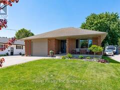 355 OXFORD AVENUE Ingersoll Ontario, N5C 3H5