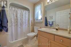 121 WESTON DRIVE | Tillsonburg Ontario | Slide Image Seventeen