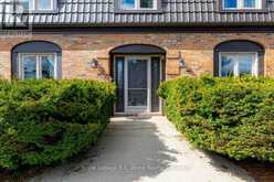 9 WOODCOCK DRIVE | Tillsonburg Ontario | Slide Image Two