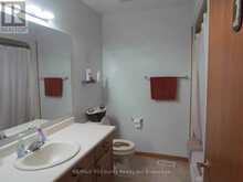 29 BECKETT BOULEVARD | Tillsonburg Ontario | Slide Image Ten