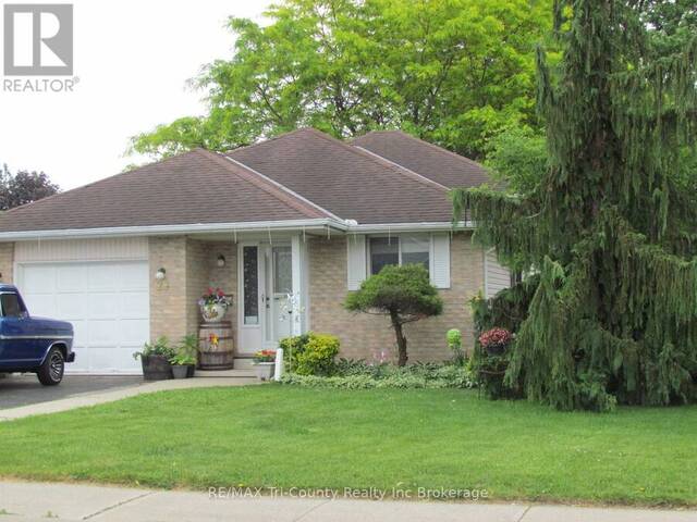 29 BECKETT BOULEVARD Tillsonburg Ontario, N4G 5N1 - 4 Bedrooms Home For Sale