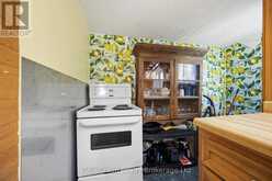 26 WOODWARD AVENUE | Grand Bend Ontario | Slide Image Sixteen