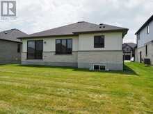 28 SYCAMORE DRIVE | Tillsonburg Ontario | Slide Image Twenty-three
