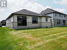 28 SYCAMORE DRIVE | Tillsonburg Ontario | Slide Image Twenty-four