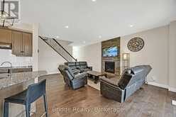 256 TAMARACK BOULEVARD | Woodstock Ontario | Slide Image Thirteen