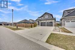 256 TAMARACK BOULEVARD | Woodstock Ontario | Slide Image Three