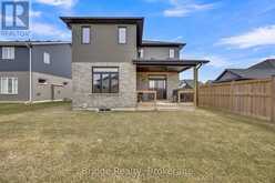256 TAMARACK BOULEVARD | Woodstock Ontario | Slide Image Forty-four