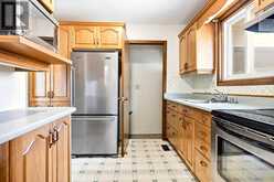 34 DUDLEY CRESCENT | London Ontario | Slide Image Seven