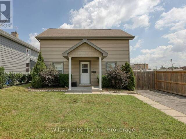 52 BIDWELL STREET Tillsonburg Ontario, N4G 3T7 - 3 Bedrooms Home For Sale