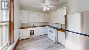 279 VANSITTART AVENUE | Woodstock Ontario | Slide Image Seventeen