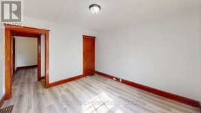 279 VANSITTART AVENUE | Woodstock Ontario | Slide Image Nineteen