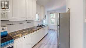 279 VANSITTART AVENUE | Woodstock Ontario | Slide Image Seven