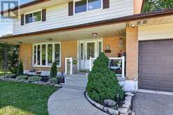 12 JUBILEE PLACE | Woodstock Ontario | Slide Image Ten