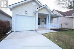 33 WILKINS CRESCENT | Tillsonburg Ontario | Slide Image Two