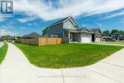 72 TRAILVIEW DRIVE E | Tillsonburg Ontario | Slide Image Three