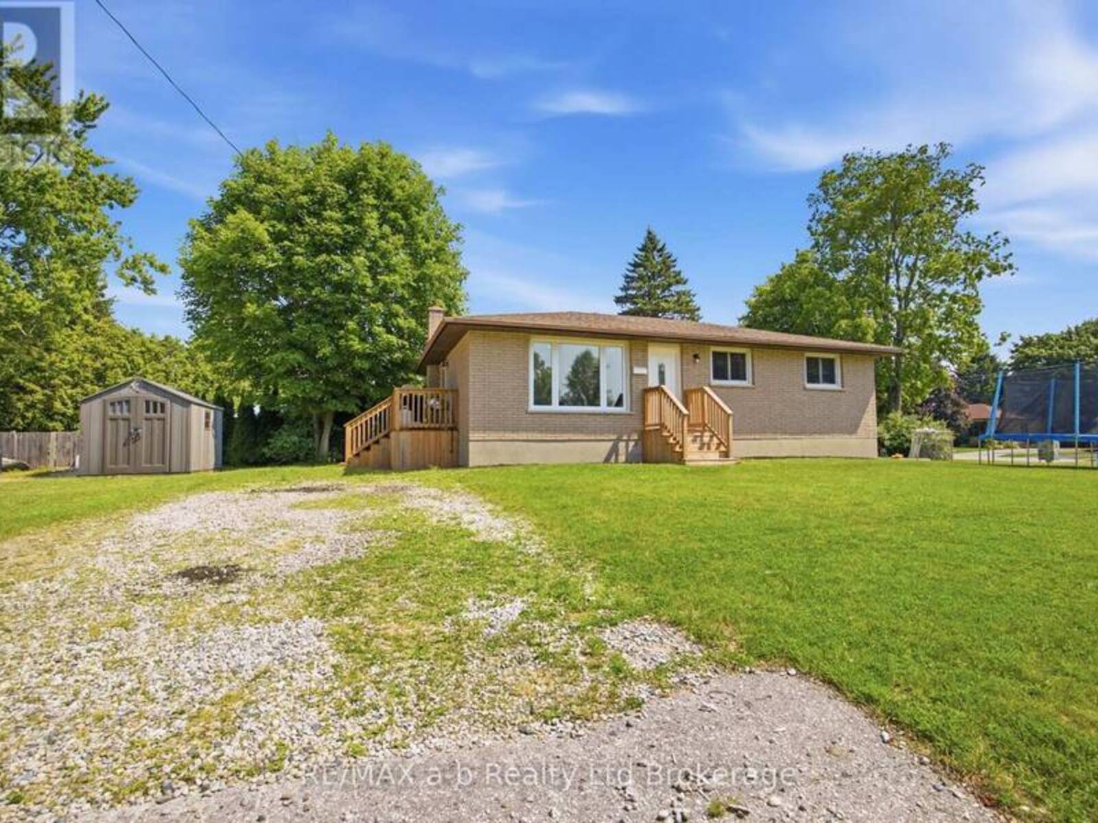 7 MARCHANT STREET, Aylmer, Ontario N5H 1V5