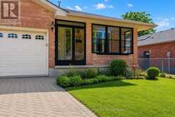 23 JOSSELYN DRIVE | London Ontario | Slide Image Two