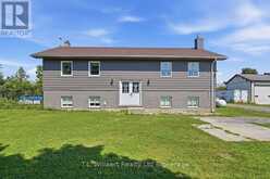 25130 ARGYLE LINE | West Elgin Ontario | Slide Image One