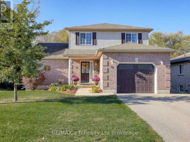 11 CORNISH CRESCENT Ingersoll Ontario, N5C 4C9 - 5 Bedrooms Home For Sale