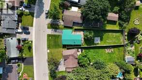 925 SUNSET BOULEVARD | Woodstock Ontario | Slide Image Thirty-seven