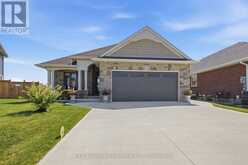 21 EVYLEAN COURT | St. Thomas Ontario | Slide Image One