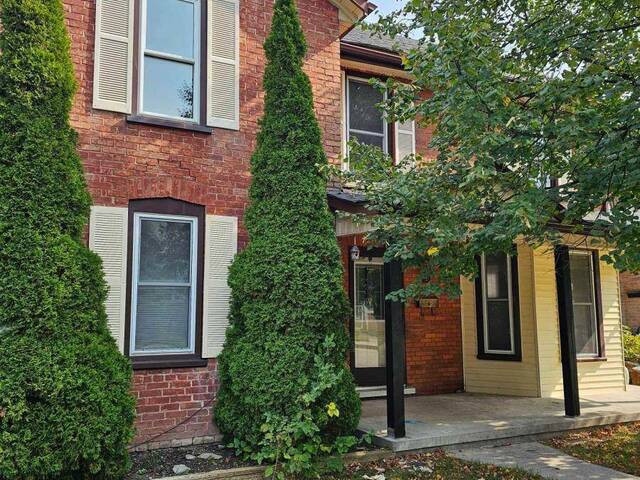 86 VICTORIA STREET N Woodstock Ontario, N4S 6V3 - 3 Bedrooms Home For Sale
