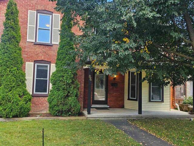 86 VICTORIA STREET N Woodstock Ontario, N4S 6V3 - 3 Bedrooms Home For Sale
