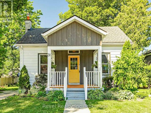 31 GIVINS STREET Woodstock Ontario, N4S 5Y6 - 3 Bedrooms Home For Sale
