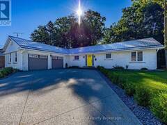 6 HIGHLAND DRIVE Tillsonburg Ontario, N4G 2E9