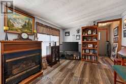 5 - 595487 59 N | Woodstock Ontario | Slide Image Ten