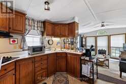 5 - 595487 59 N | Woodstock Ontario | Slide Image Seventeen