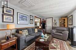 5 - 595487 59 N | Woodstock Ontario | Slide Image Nine