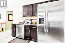 18 LOCUST CRESCENT | London Ontario | Slide Image Nine