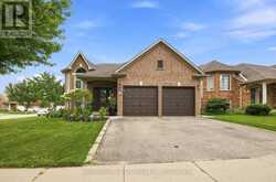 17 VARLEY CRESCENT | Brantford Ontario | Slide Image Three
