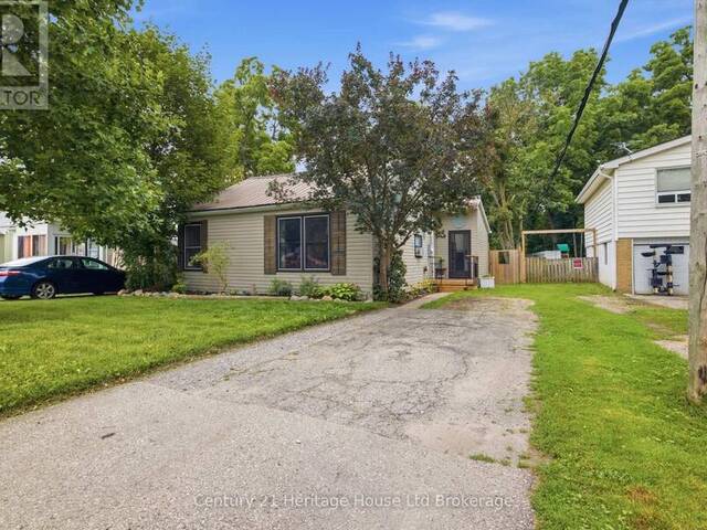 674 HAYBALL STREET Woodstock Ontario, N4S 4Z4 - 2 Bedrooms Home For Sale