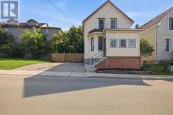17 DOUGLAS STREET | Woodstock Ontario | Slide Image One