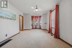 17 DOUGLAS STREET | Woodstock Ontario | Slide Image Six