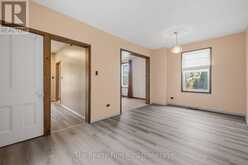 17 DOUGLAS STREET | Woodstock Ontario | Slide Image Nine