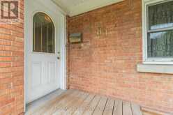 81 VIENNA ROAD | Tillsonburg Ontario | Slide Image Four