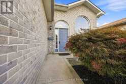 16 HERFORD STREET | Tillsonburg Ontario | Slide Image Two