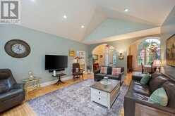 2 WHISPERING PINE LANE | Tillsonburg Ontario | Slide Image Twelve