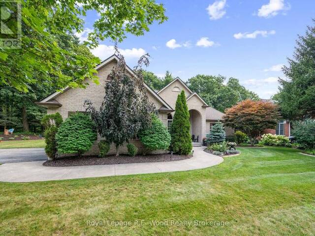 2 WHISPERING PINE LANE Tillsonburg Ontario, N4G 5V4 - 4 Bedrooms Home For Sale