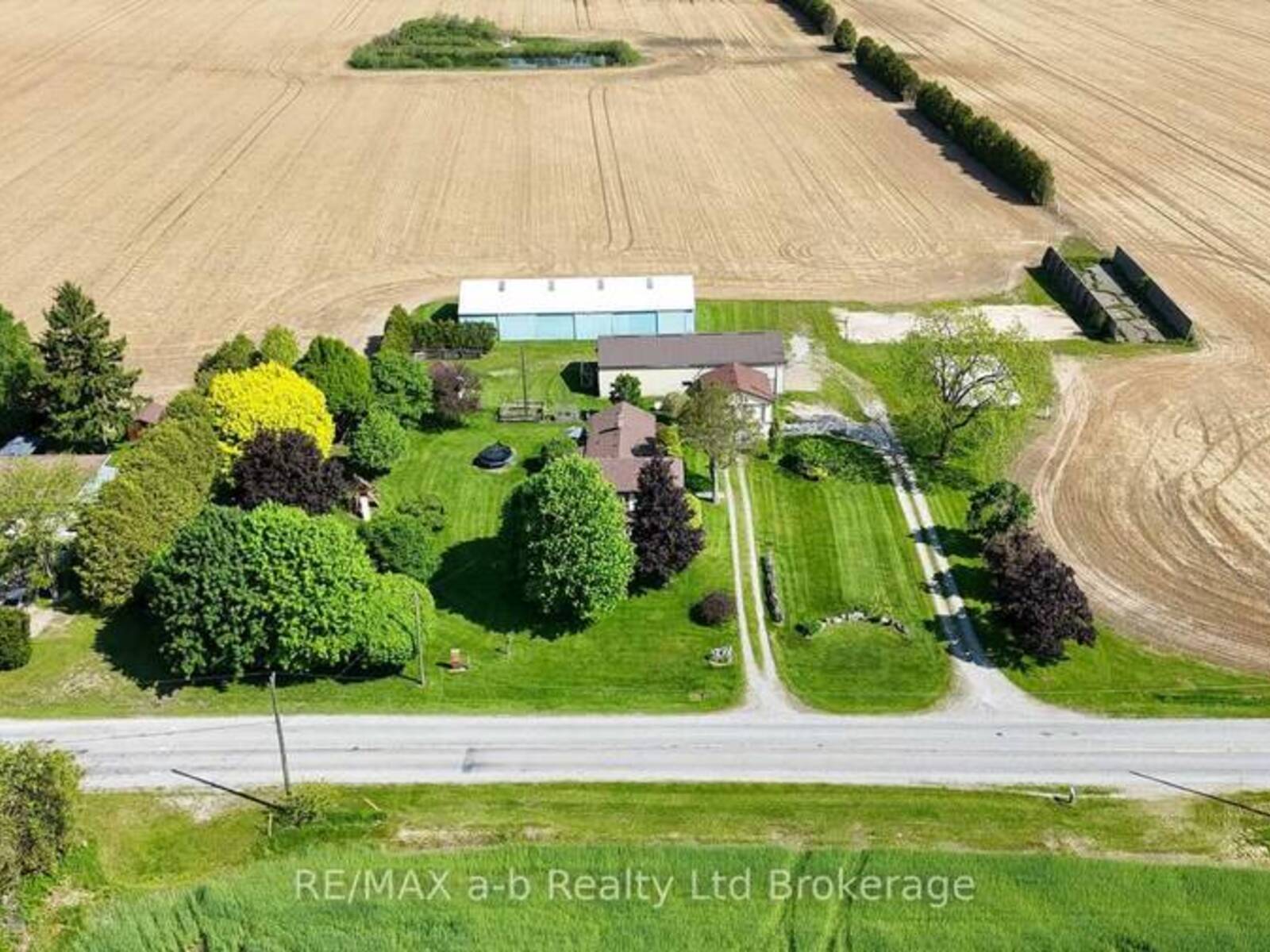 1813 NORFOLK COUNTY 19 ROAD W, Vanessa, Ontario N0E 1V0