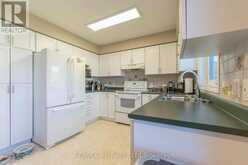 23 ARMSTRONG DRIVE | Tillsonburg Ontario | Slide Image Eight