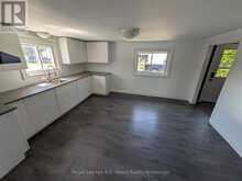 201 TILLSON AVENUE | Tillsonburg Ontario | Slide Image Seven